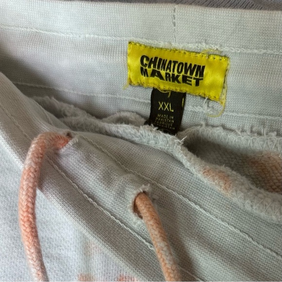 Chinatown Market Peace Tie Dye Sweat Shorts Sz XXL - Picture 7 of 9